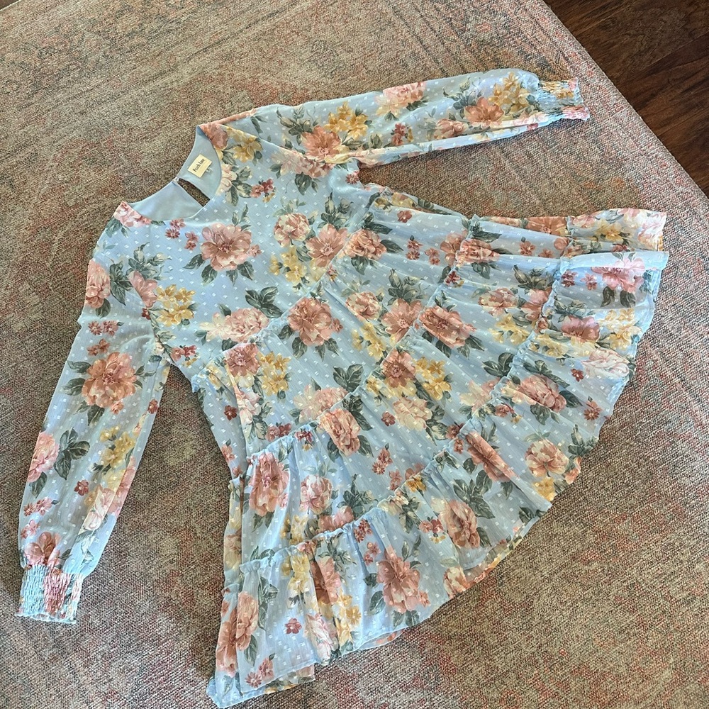 Peach Love Dress size M boutique.